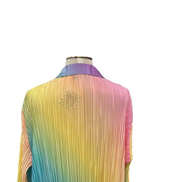 Dressed in Lala Rainbow Daydream Plissé Pleated Top Notched Collar Size Medium - Picture 9 of 14